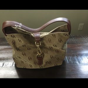 Dooney & Bourke Tote
